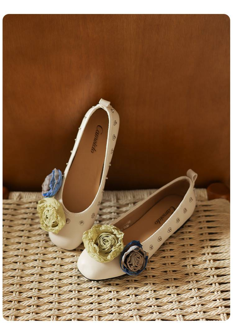 Cameido Women's Eco-Friendly PU Casual Shoes - Square Toe, 1CM Heel, Non-Slip Rubber Sole - Silver & Beige_voghion.com