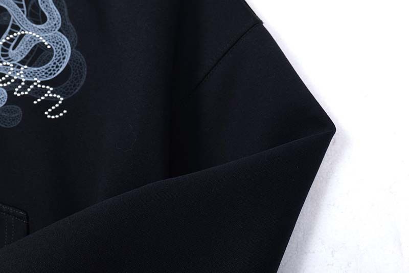 Retro-Kapuzenjacke mit Doppelschlangen-Print – Übergroßer Streetwear-Unisex-Reißverschluss mit Strass-Details | Vintage-inspiriertes Statement-Piece_voghion.com