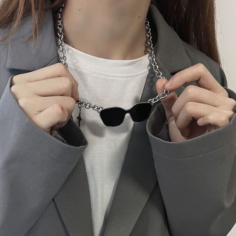 Pretend Sunglasses~ Sunglasses Necklace Niche Hip-Hop Design Starlight Ins Splicing Titanium Steel Unisex Trendy Jewelry_voghion.com