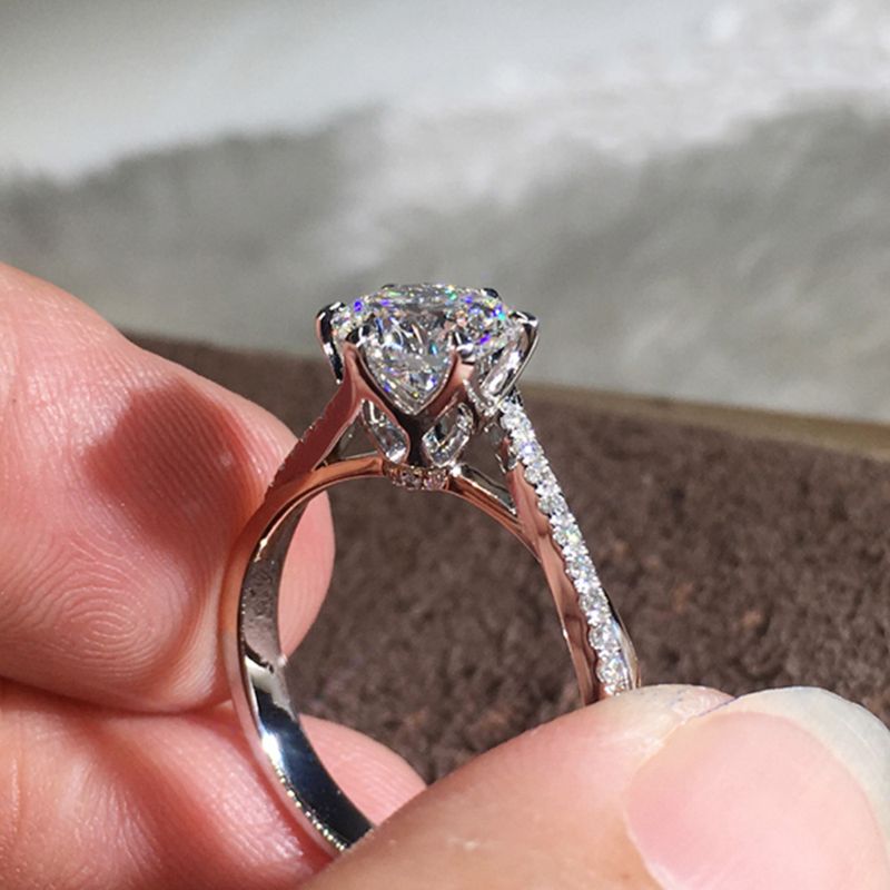 Anel de zircônia floco de neve com braço torcido, clássico e elegante, de seis garras, da Cao Shi, acessório de casamento para mulheres_voghion.com