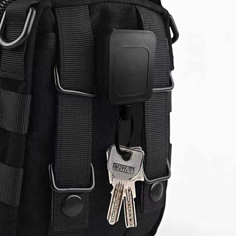 Portachiavi retrattile automatico con fibbia quadrata nera, semplice, anti-smarrimento e anti-furto, facile da tirare, da uomo_voghion.com