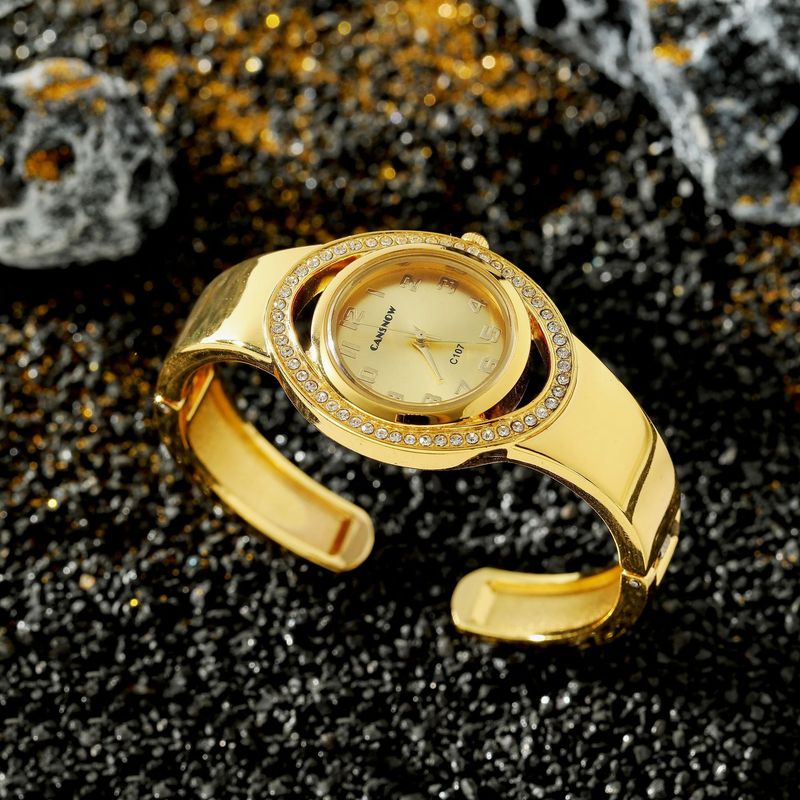 Orologio al quarzo di lusso da donna impreziosito da diamanti, design elegante, cronometraggio di precisione, regalo per fidanzata e amante_voghion.com