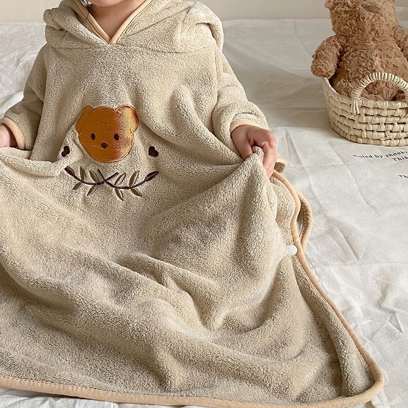 New Style Coral Fleece Kids' Bathrobe, Cartoon Hooded Baby Bath Cape & Beach Towel_voghion.com