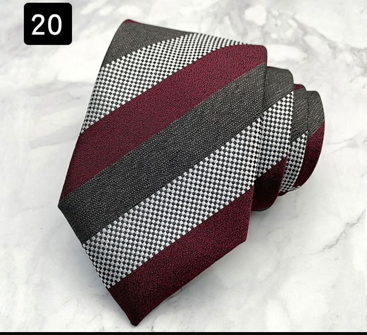 Legați ținute formale cu model pentru bărbați, selecție de accesorii la modă la modă pentru afaceri și petrecere a timpului liber_voghion.com