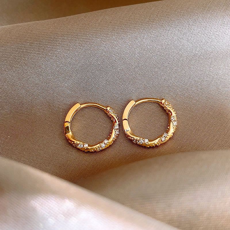 Zircon 2024 New Niche Unique Earrings For Women Gold High-end Sense Ear Buckle Plain Hoops_voghion.com