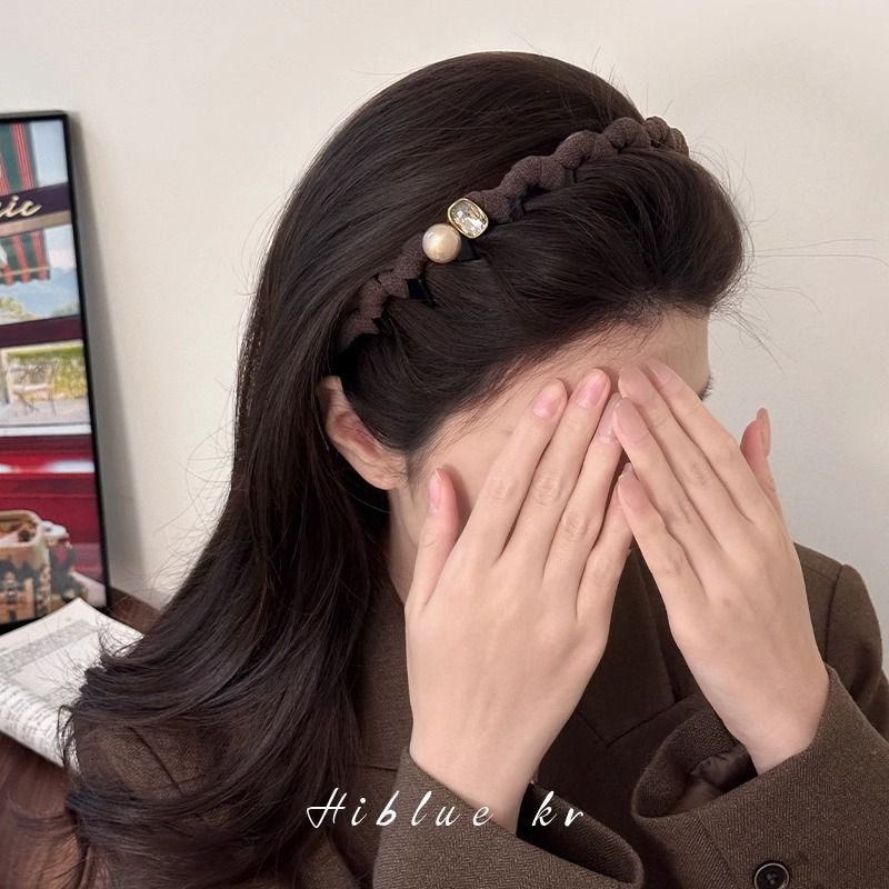 Pearl High Skull Top With Teeth Anti-Slip Hair Accessories Autumn Winter 2024 New Style High-End Daily Wear Headband For_voghion.com