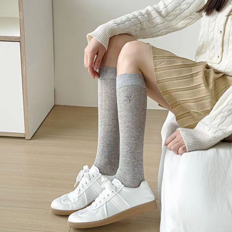 Ballet Women's Calf Thin Korean Style Mesh Breathable Embroidered Bow Summer Mid-Length Socks_voghion.com