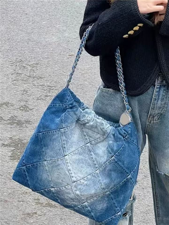 2025 New Small Perfume Style Garbage Large Capacity Fashion Shoulder Handbag_voghion.com