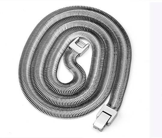 Men And Women's Jewelry 8MM Flat Snake Bone Chain Hip Hop Titanium Steel Necklace For Couples, Customizable Short Collarbone Chain_voghion.com