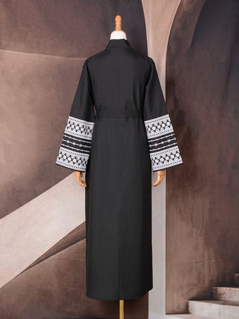 Sieviešu apģērbs Abaya Tuvo Austrumu musulmaņu modes elegants kardigans izšūta kleita sieviešu halāts_voghion.com