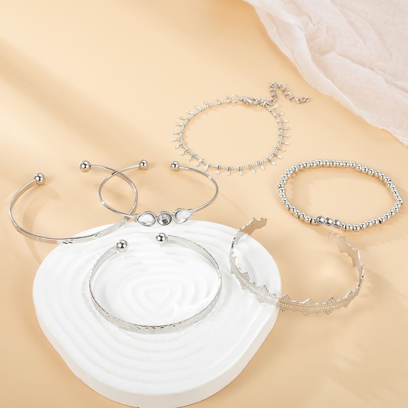 New combination of fashionable and minimalist water droplet shaped diamond opening 6-piece set bracelet_voghion.com