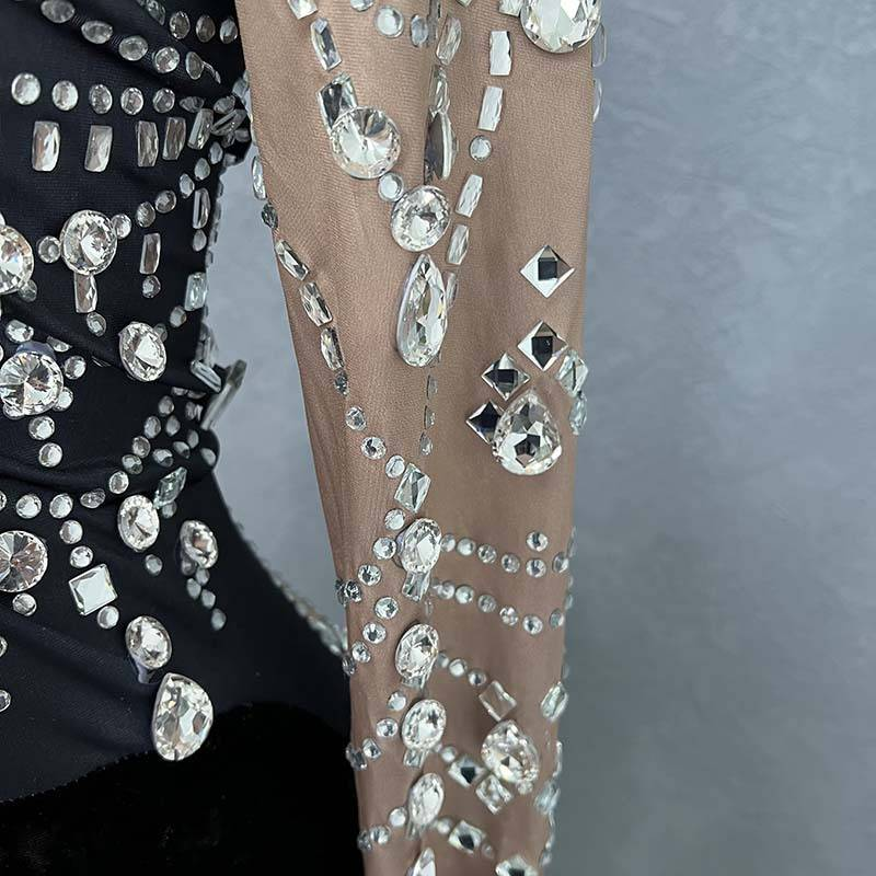 Women’s Clothing Elastic Velvet Fabric, Rhinestone, Sequin, Tassel, Sexy And Figure-hugging Custom Performance Costume Evening Dress_voghion.com