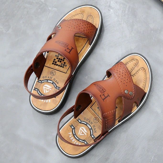 Sandali da spiaggia antiscivolo da uomo, estate 2025, pantofole estive di plastica di mezza età_voghion.com