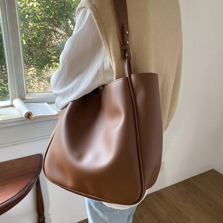 VINEY Tote Bag 2025 New Casual Commuter Bag Large Capacity European And American High-end Shoulder Underarm Bag_voghion.com