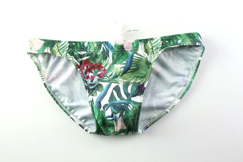 New Wholesale Men's Printed Swimming Trunks, Breathable, Export Triangular Swimming Trunks, Casual Swimming Trunks_voghion.com