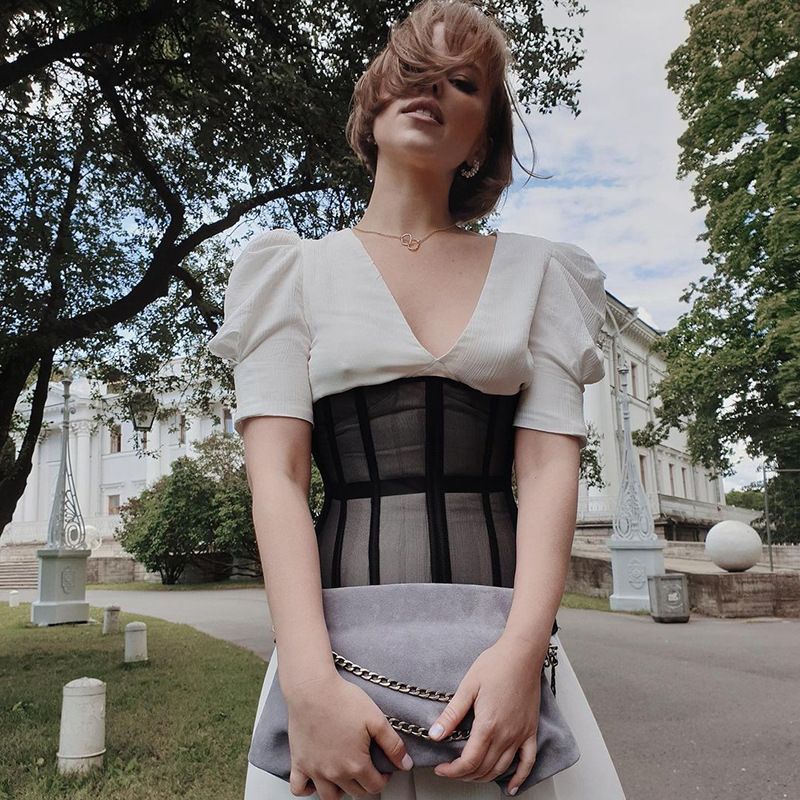 Women's Sexy see-through mesh waist spring slim knitted outer strappy top_voghion.com