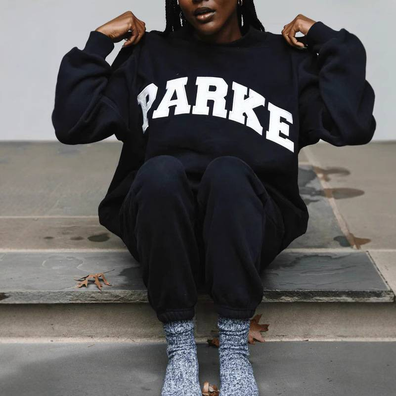 NOKO-Crew Neck Sweatshirt Set With Lettering Print._voghion.com