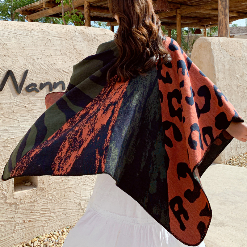 Xizang Qinghai Lake Tourism Photographs Wrapped with a shawl scarf outside the Women's autumn and winter thickened warm_voghion.com