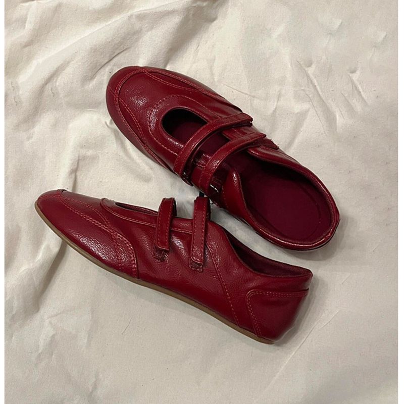 Lässige Damen-Sneakers, multifunktionaler Stil, Mary Jane-Leder, rote flache Einzelschuhe, modisch, vielseitig_voghion.com