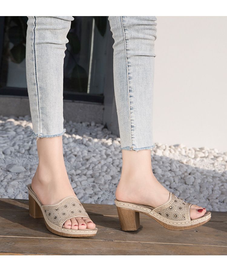 2022 Neue Sommersandalen für Damen im ethnischen Stil mit Wasserdiamant-Nähten, dicke High Heels, große bequeme Hausschuhe_voghion.com
