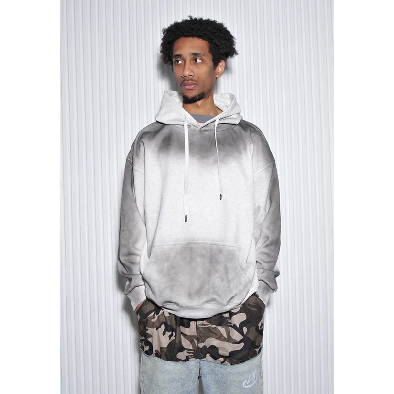 Herrenbekleidungsdesign, lockerer, übergroßer Streetwear-Hoodie mit Kapuze und Anime-Print im Used-Look – Unisex-Pullover für Männer und Frauen (Hellgrau, S-2XL)_voghion.com