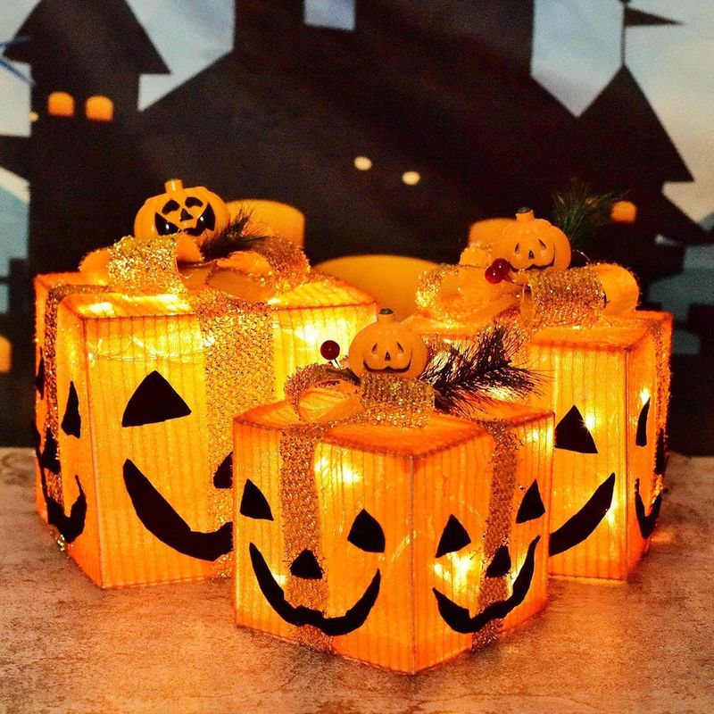 Set di luci a forma di zucca di Halloween - Decorazione artigianale in ferro a LED con volti spettrali e classici motivi a forma di zucca per decorazioni per feste, casa e esterni_voghion.com