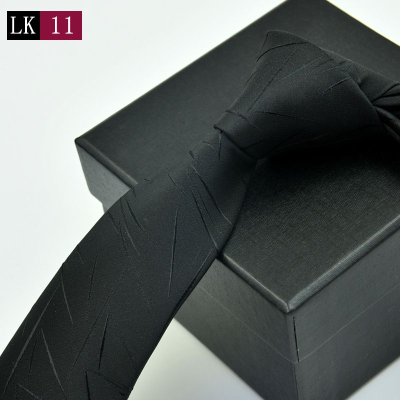 Cravatta da uomo in stile coreano, stretta, casual, alla moda, 6 cm, in poliestere e seta a righe, annodata a mano, nuova primavera._voghion.com