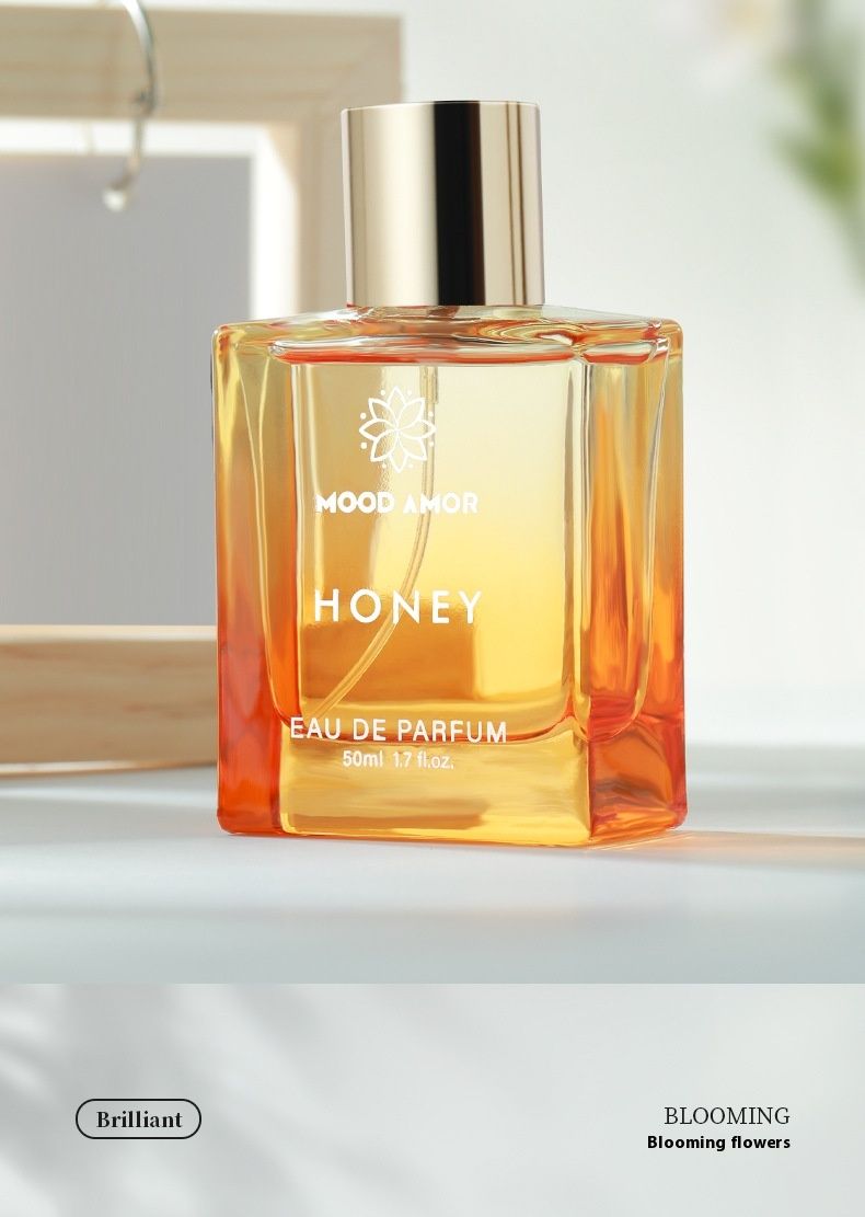 El fabricante vende directamente perfume masculino de miel, fragancia duradera, el mejor perfume del sudeste asiático para el comercio exterior._voghion.com