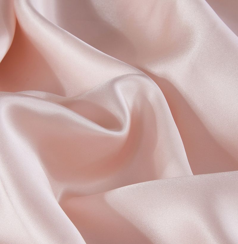 100% jedwabna tkanina Crepe De Chine - szerokość 114 cm, miękka i lśniąca, idealna na piżamy, cheongsam i poszewki na poduszki_voghion.com