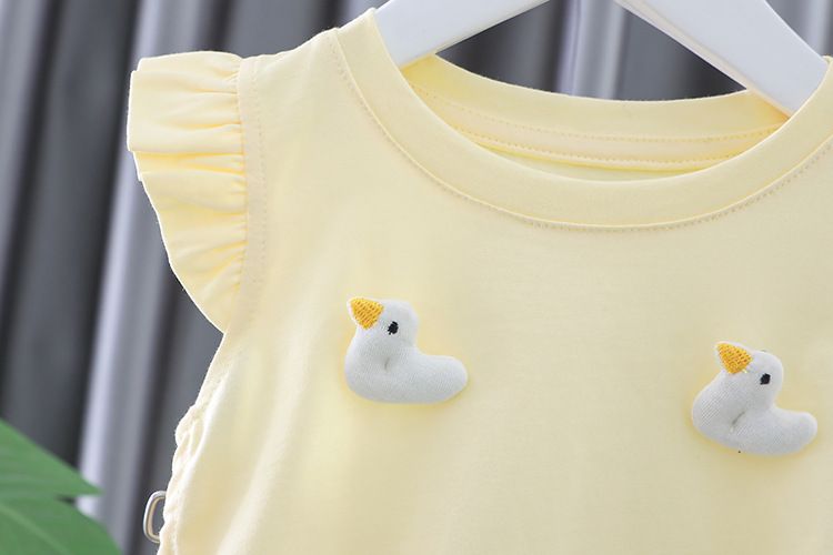 2024 Nuovo set di due pezzi per bambine con gonna corta a maniche corte con animali dei cartoni animati estivi e alla moda per bambine_voghion.com