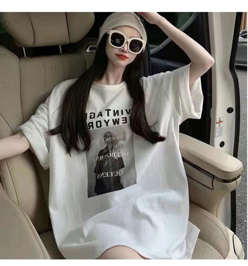 Mädchen-T-Shirt in Midi-Länge für Damen, Sommer 2025, Buchstaben-Shorts, Trendiges Unterhemd, Lockeres Kurzarm-Top_voghion.com