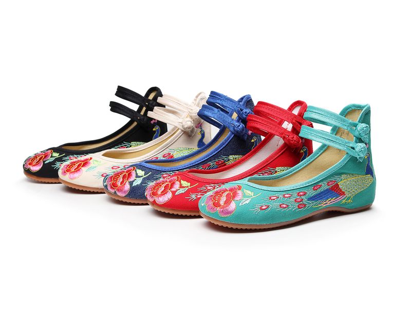 Keine Schuhkartonware, Niedrige High Heels im Ethno-Stil, Reise-Stoffschuhe mit Stickerei, Damenschuhe_voghion.com