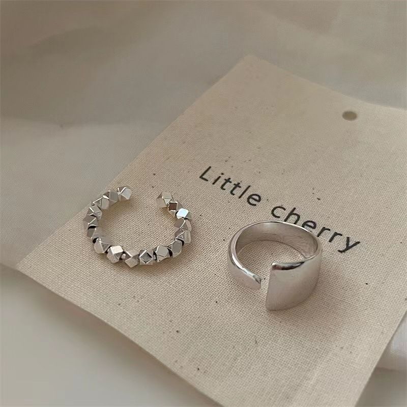 Anillo de plata para mujer, estilo ins, diseño de nicho, con cuentas, nuevo estilo, moderno anillo para el dedo índice, personalidad de moda, anillo resistente a la decoloración._voghion.com