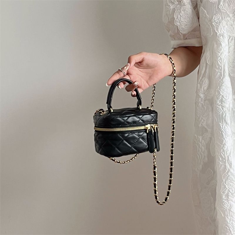 Xiaoxiangfeng Moda Donna 2024 Nuova Catena Portatile Versatile Mini Borsa a Tracolla con Bocca a Spalla Rossa_voghion.com