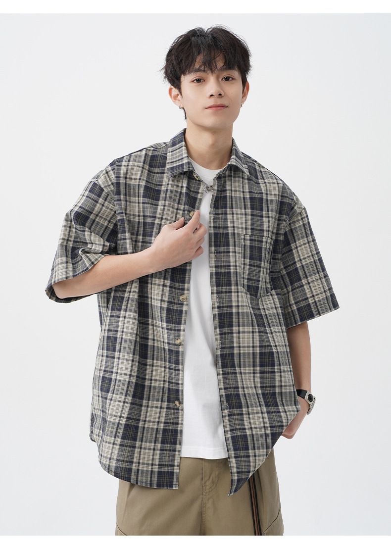 Roupas masculinas Camisa xadrez de manga curta com contraste retrô americano para homens e mulheres 2025 Primavera e verão Nova marca da moda Camisa solta para casal Jaqueta_voghion.com