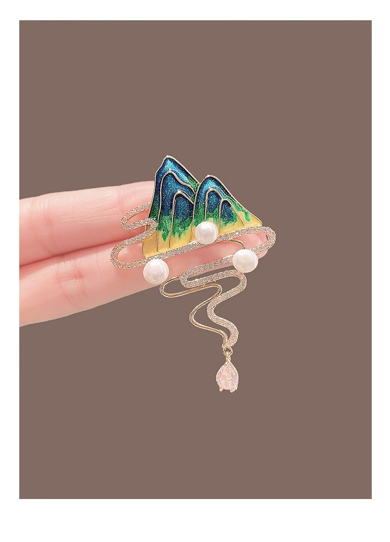 Chinese Style Retro Famous Painting of Thousands of Miles of Rivers and Mountains Tassel Brooch Hanfu Cheongsam Pressed Collar High-end Gift Pin_voghion.com