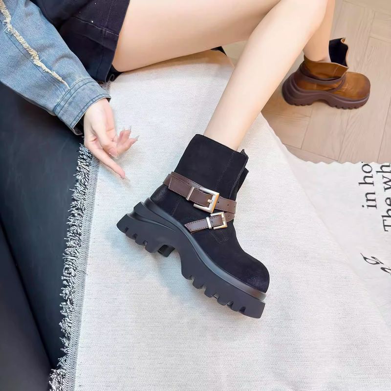 Multi-Functional Women's Martin Boots 2025 New Durable Wide-Toe Short Boots Thick Sole_voghion.com