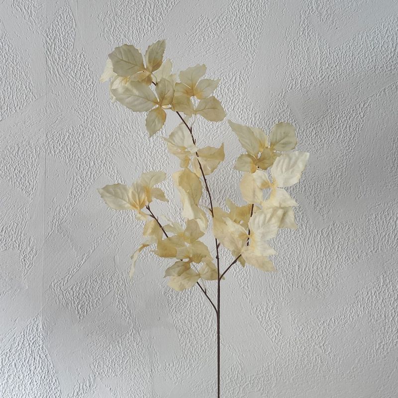 Fleurs artificielles et séchées couleur champagne pour plafond de salle de cérémonie de mariage, guide routier, décoration d'hôtel_voghion.com