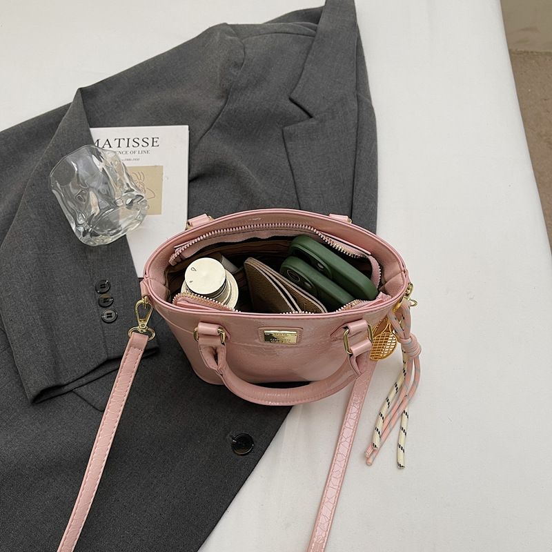 Nuova borsa a mano in tinta unita, tendenza moda, borsa a tracolla versatile da donna, borsa a secchiello di alta gamma per donna_voghion.com