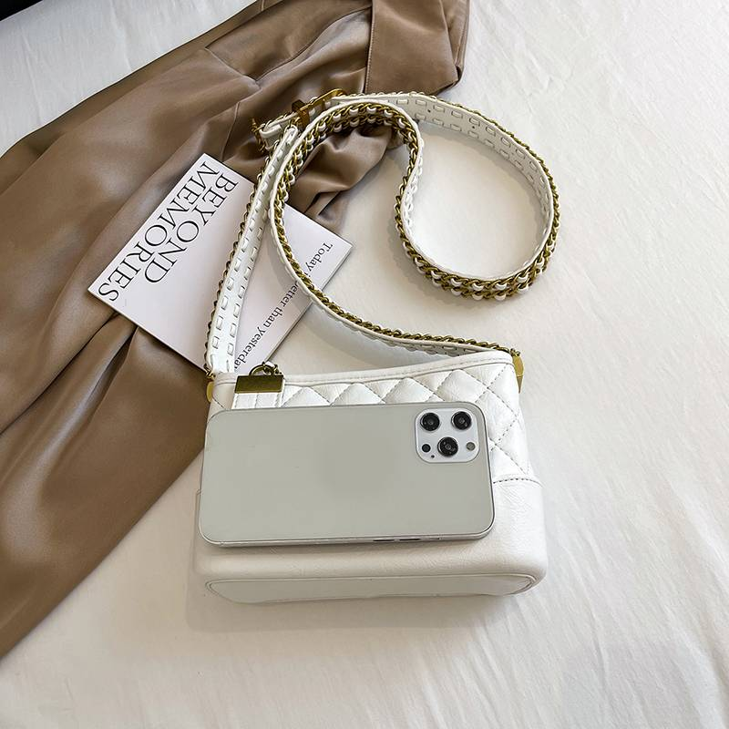 Borsa di alta qualità nuova catena nicchia moda vagabonda 2024 fragranza borsa a tracolla singola borsa da donna Ring-check_voghion.com