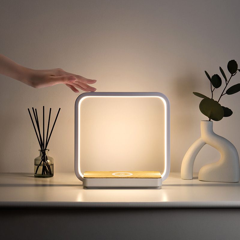 Cross Border Creative Smart Wireless Charging Tischlampe Schlafzimmer Nachttisch High-End-Wecker Augenschutz LED Atmosphäre Nachtlicht_voghion.com