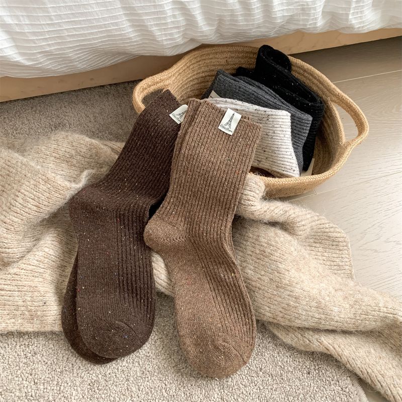 Damensocken Herbst und Winter Verdickte warme Wollsocken Stapelsocken Mittelrohrsocken Einfarbig_voghion.com
