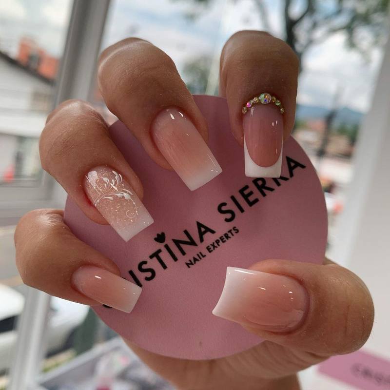 White 24Pcs French Mid-Length Fake Nail With Gold Powder Design Simple Square Head False Nails Removable Full S s_voghion.com