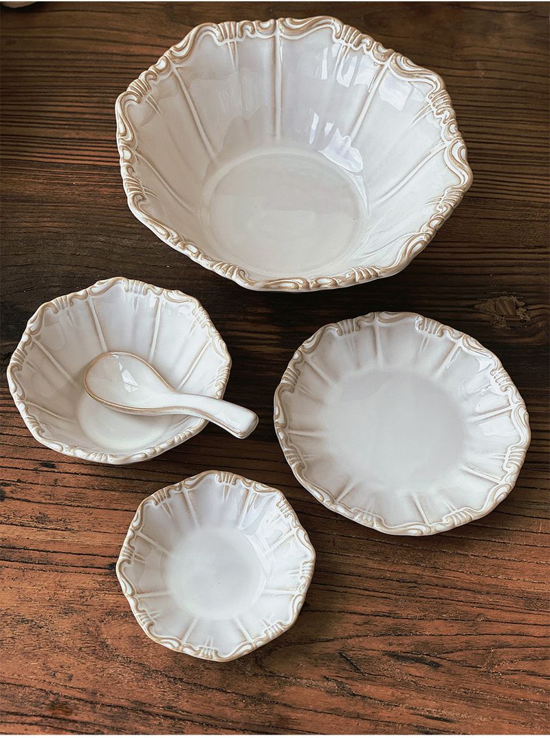Elegantes Keramikgeschirrset mit Blumenmuster – 12-teiliges Reisschüsseln, Teller und Kaffeetassen im Retro-Stil (mikrowellengeeignet, bleifreie Glasur, für Hotel- und Heimgebrauch)_voghion.com