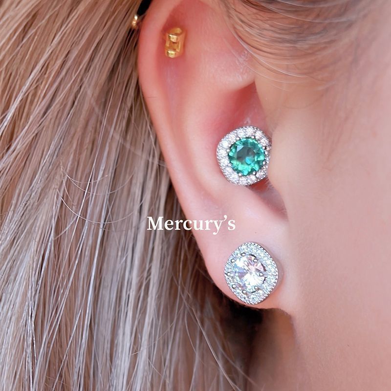 Orecchini a perno con osso dell'orecchio a vite, scintillanti, super lucidi, grandi, quadrati, in argento, con design a nicchia e diamanti_voghion.com