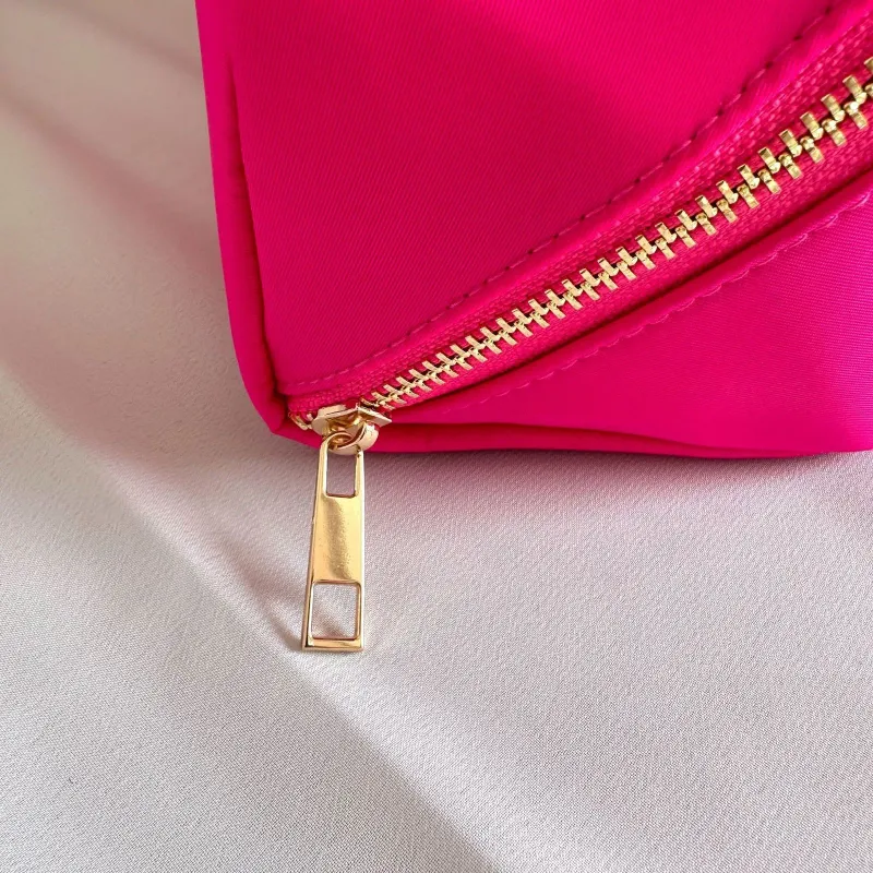 Kosmetiktaschen Hüllen Candy Color Damen Paste Buchstaben Damen Tragbare Make-up-Tasche Handtaschen Große Kapazität Weibliche Reise_voghion.com