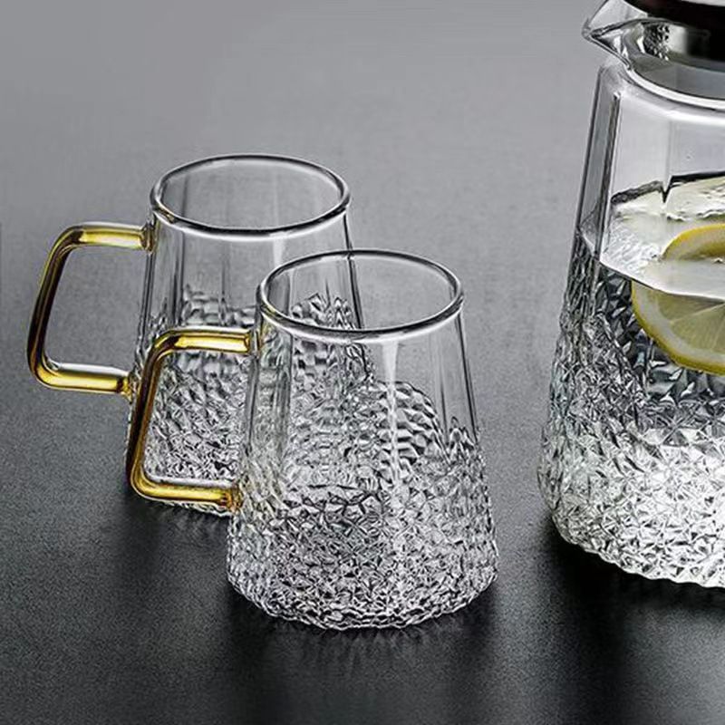 Zestaw szklanych dzbanków i kubków – dzbanek 1800 ml + kubek 300 ml do mrożonej herbaty, soku, mleka. Bez BPA. Budżetowy prezent do domu, kawiarni i na imprezy._voghion.com