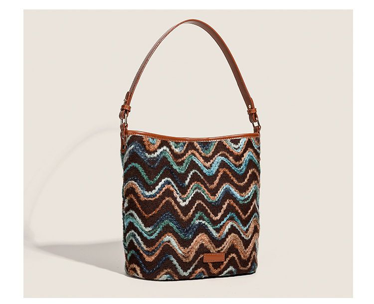 Borsa a tracolla da donna a spalla singola versione coreana di lusso leggero, borsa alla moda, moda casual, strisce_voghion.com