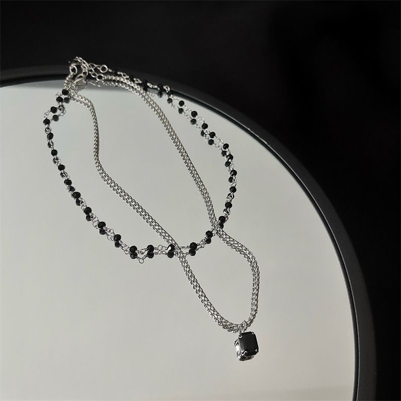 Süße, coole, doppelt gestapelte Halskette mit schwarzem Edelstein für Damen, Nischen-Premium-Design, Schlüsselbeinkette, Spice Girl-Halskette, Gezeiten-Accessoires_voghion.com