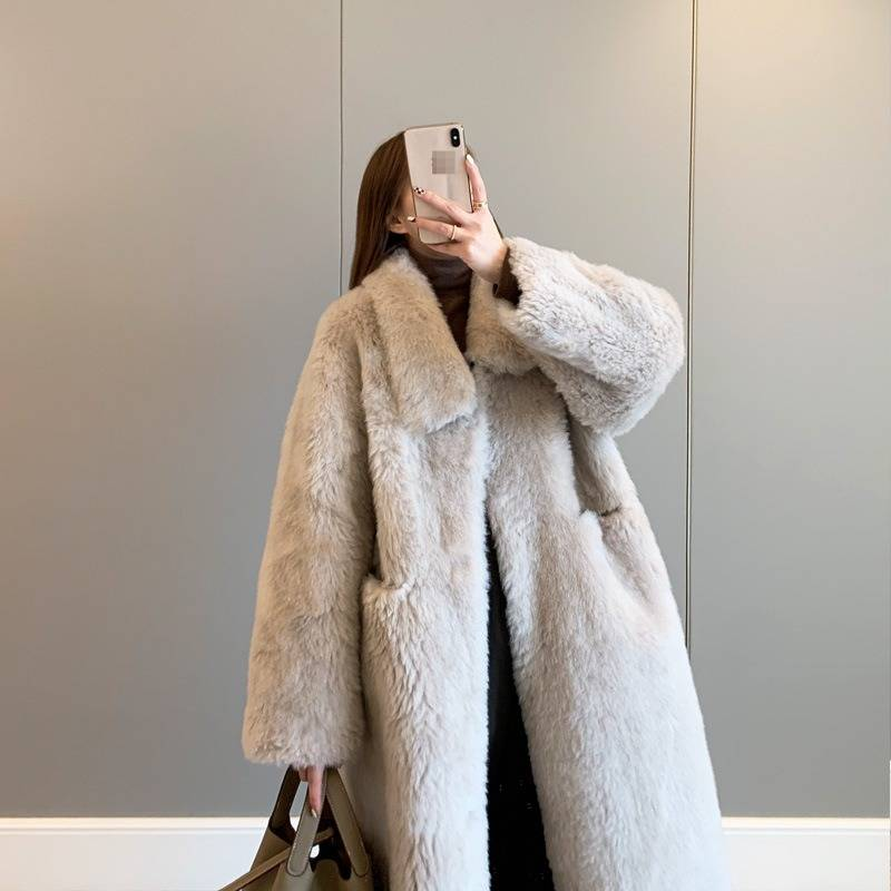 Cappotto di lusso in montone Toca da donna - Giacca lunga foderata in pile di peluche con morbida pelle, elegante e comodo capospalla invernale (bianco, tè al latte, nero)_voghion.com